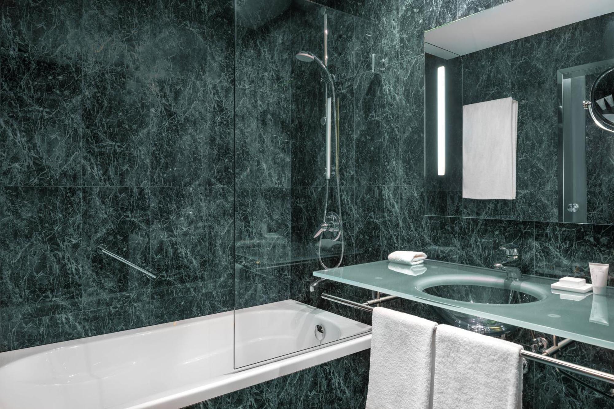 Ac Hotel Gijon By Marriott Buitenkant foto
