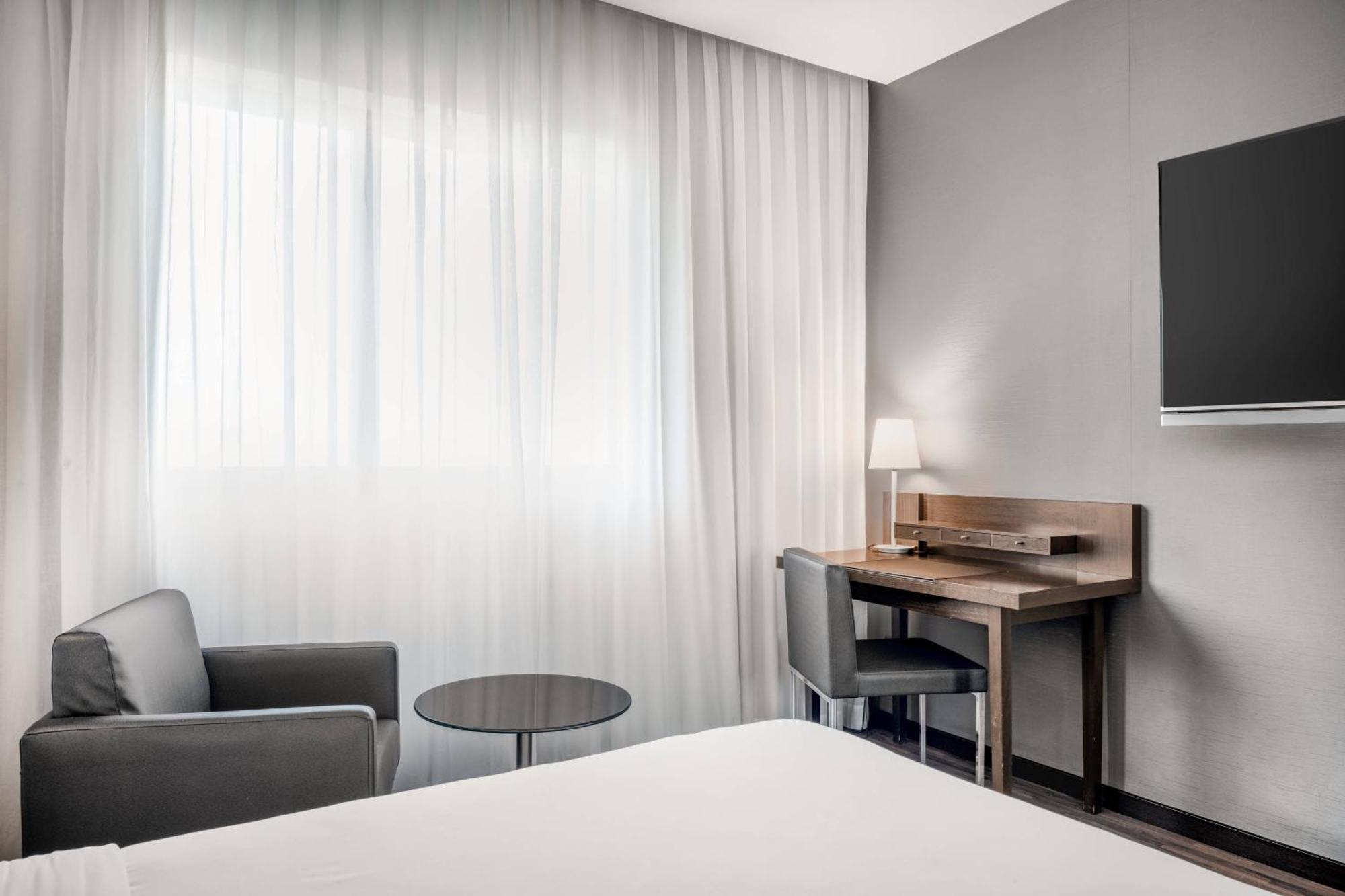Ac Hotel Gijon By Marriott Buitenkant foto