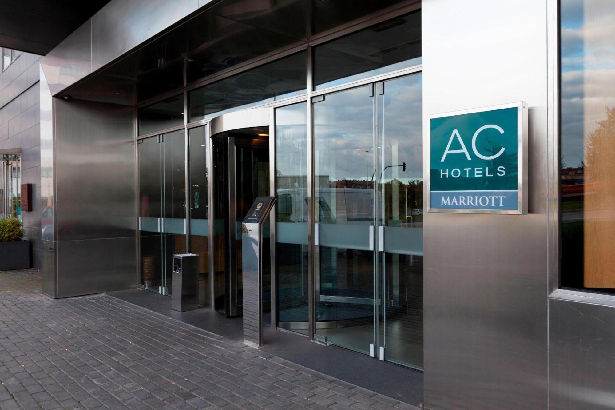 Ac Hotel Gijon By Marriott Buitenkant foto