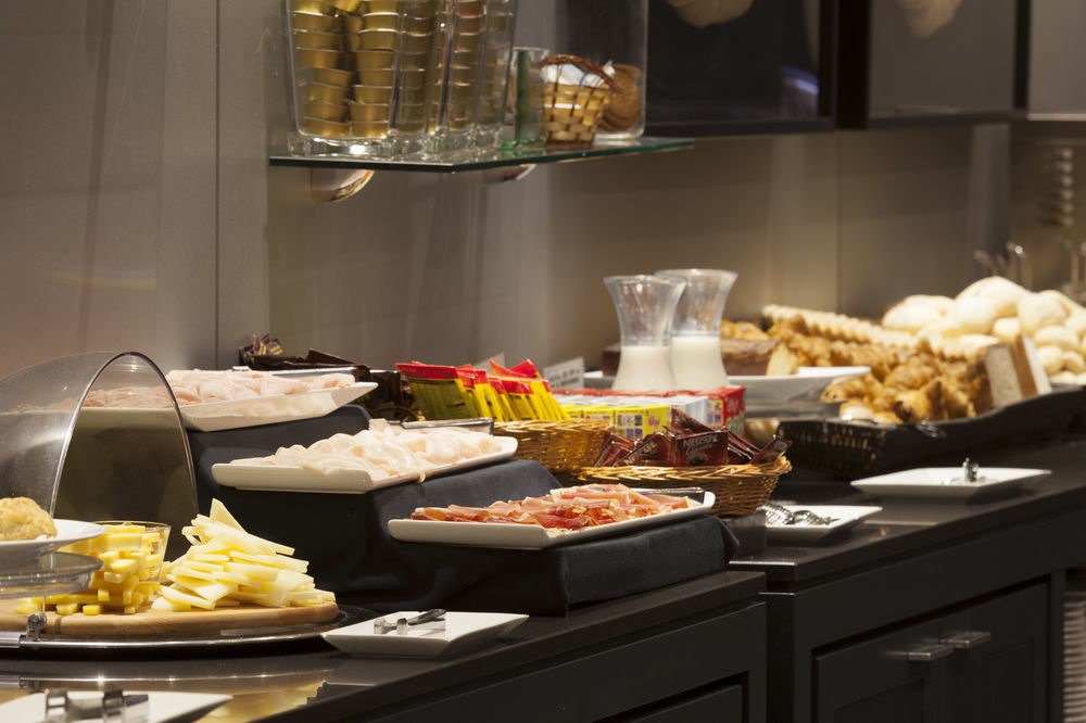 Ac Hotel Gijon By Marriott Buitenkant foto